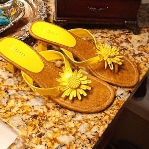 ☀️❤ peony Floral slip-on sandal, 8